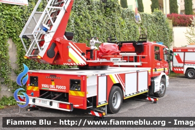 Scania P310
Vigili del Fuoco
Comando Provinciale di Brescia
Distaccamento Volontario di Lumezzane
Allestimento Magirus
Ricondizionato Fortini
VF 32823
Parole chiave: Scania P310 VF32823