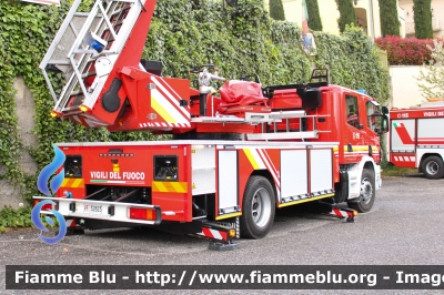 Scania P310
Vigili del Fuoco
Comando Provinciale di Brescia
Distaccamento Volontario di Lumezzane
Allestimento Magirus
Ricondizionato Fortini
VF 32823
Parole chiave: Scania P310 VF32823