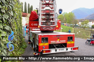 Scania P310
Vigili del Fuoco
Comando Provinciale di Brescia
Distaccamento Volontario di Lumezzane
Allestimento Magirus
Ricondizionato Fortini
VF 32823
Parole chiave: Scania P310 VF32823