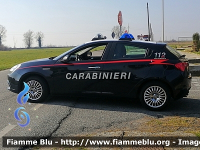 Alfa Romeo Nuova Giulietta restyle
Carabinieri
VI Battaglione "Toscana"
Compagnia di Intervento Operativo
CC DV 462
Parole chiave: Alfa-Romeo Nuova_Giulietta CCDV462