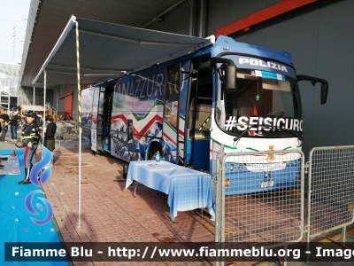 Irisbus DallaVia Tiziano
Polizia di Stato
Polizia Stradale
Pullman Azzurro
POLIZIA F1206

Esposto ad Eicma 2022
Parole chiave: Irisbus DallaVia_Tiziano POLIZIA_F1206 Eicma_2022