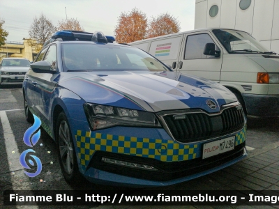 Skoda Superb Wagon III serie restyle 
Polizia di Stato
Polizia Stradale
in servizio sulla rete Autovia Padana
Allestimento Focaccia
POLIZIA M7496
Parole chiave: Skoda Superb_Wagon_IIIserie_restyle POLIZIAM7496 eicma_2022