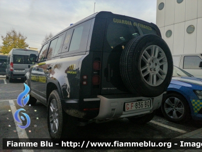  Land Rover Defender 110 II serie 
Guardia di Finanza
Soccorso Alpino
Allestimento Elevox
GdiF 836 BQ 
Parole chiave: Land-Rover Defender_110_IIserie GdiF836BQ eicma_2022