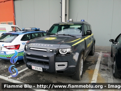  Land Rover Defender 110 II serie 
Guardia di Finanza
Soccorso Alpino
Allestimento Elevox
GdiF 836 BQ 
Parole chiave: Land-Rover Defender_110_IIserie GdiF836BQ eicma_2022