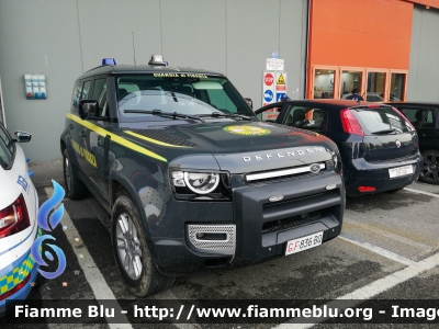  Land Rover Defender 110 II serie 
Guardia di Finanza
Soccorso Alpino
Allestimento Elevox
GdiF 836 BQ 
Parole chiave: Land-Rover Defender_110_IIserie GdiF836BQ eicma_2022