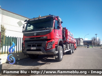 Volvo FMX 500 6x6 II serie 
Vigili del Fuoco
Comando Provinciale di Caserta
G.O.S. (Gruppo Operativo Speciale) Campania
Fornitura Regione Campania
Allestimento Piemme Matacena
VF 28169 
Parole chiave: Volvo FMX_500_6x6_IIserie VF28169 