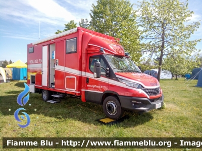 Iveco Daily VI serie restyle
Vigili del Fuoco
Comando provinciale di Piacenza
allestimento TEKNE
VF 33037
Parole chiave: Iveco Daily_VIserie_restyle VF33037