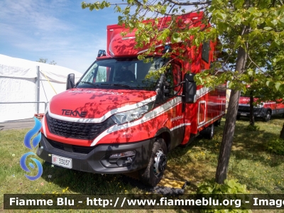 Iveco Daily VI serie restyle
Vigili del Fuoco
Comando provinciale di Piacenza
allestimento TEKNE
VF 33037
Parole chiave: Iveco Daily_VIserie_restyle VF33037