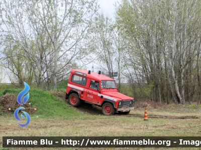 Land Rover Defender 90
Vigili del Fuoco
Comando Provinciale di Rimini
VF 19554

In addestramento Guida su Terreno Non Preparato
Parole chiave: Land-Rover Defender_90 VF19554