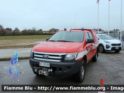 Ford Ranger VIII serie
Vigili del Fuoco
Comando Provinciale di Como
Distaccamento Volontario di Verolanuova (BS)
Allestimento Divitec
VF 27433

Fotografato in occasione di Santa Barbara 2022
Parole chiave: Ford Ranger_VIIIserie VF27433 Santa_Barbara_2022