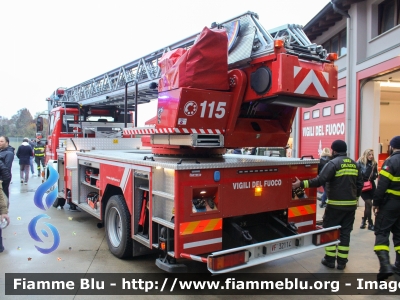 Man L2000 14.264
Vigili del Fuoco
Comando Provinciale di Brescia
Distaccamento Volontario di Verolanuova (BS)
Allestimento Magirus
Ricondizionato Fortini
VF32114

Fotografato in occasione di Santa Barbara 2022
Parole chiave: Man L2000_14.264 VF32114 