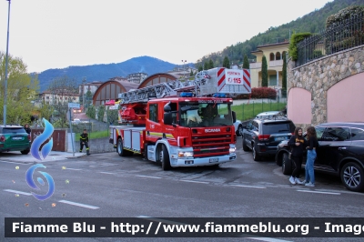 Scania P310
Vigili del Fuoco
Comando Provinciale di Brescia
Distaccamento Volontario di Lumezzane
Allestimento Magirus
Ricondizionato Fortini
VF 32823
Parole chiave: Scania P310 VF32823