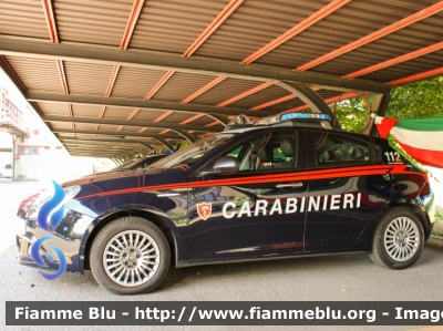 Alfa Romeo Nuova Giulietta restyle 
Nucleo Operativo Radiomobile
Allestimento NCT Nuova Carrozzeria Torinese
Decorazione Grafica Artlantis
CC DV 129

Fotografata in occasione della festa per il 208° Anniversario della Fondazione del Corpo del Comando Provinciale di Lodi
Parole chiave: Alfa-Romeo Nuova_Giulietta_restyle CCDV129