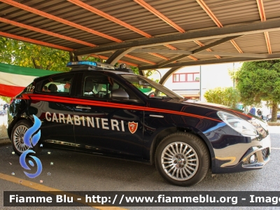 Alfa Romeo Nuova Giulietta restyle 
Nucleo Operativo Radiomobile
Allestimento NCT Nuova Carrozzeria Torinese
Decorazione Grafica Artlantis
CC DV 129

Fotografata in occasione della festa per il 208° Anniversario della Fondazione del Corpo del Comando Provinciale di Lodi
Parole chiave: Alfa-Romeo Nuova_Giulietta_restyle CCDV129