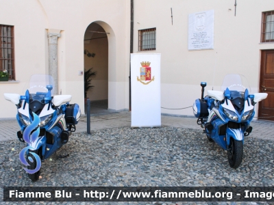 Yamaha FJR 1300 II serie
Polizia di Stato
Polizia Stradale
Allestimento Elevox
POLIZIA G3099
POLIZIA G3100

Fotografata in occasione del 170° della Polizia di Stato della Questura di Lodi
Parole chiave: Yamaha FJR_1300_IIserie POLIZIAG3099 POLIZIAG3100 170esimoPS