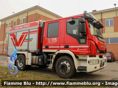 Iveco EuroCargo 120E25 IV serie - NewCity 2020
Vigili del Fuoco
Comando Provinciale di Piacenza
AutoPompaSerbatoio allestimento Magirus
Ricondizionato Divitec
VF 31704

Fotografato in occasione di Santa Barbara 2022
Parole chiave: Iveco EuroCargo_120E25_IVserie - NewCity_2020 VF31704 Santa_Barbara_2022