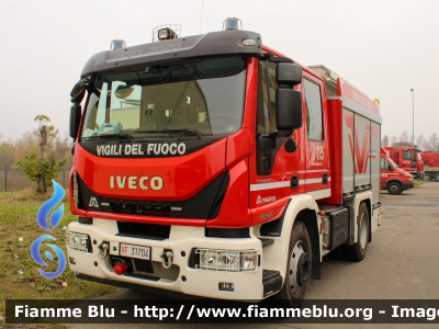 Iveco EuroCargo 120E25 IV serie - NewCity 2020
Vigili del Fuoco
Comando Provinciale di Piacenza
AutoPompaSerbatoio allestimento Magirus
Ricondizionato Divitec
VF 31704

Fotografato in occasione di Santa Barbara 2022
Parole chiave: Iveco EuroCargo_120E25_IVserie - NewCity_2020 VF31704 Santa_Barbara_2022