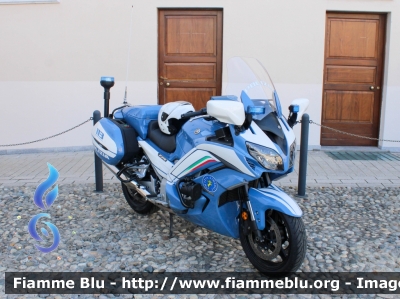 Yamaha FJR 1300 II serie
Polizia di Stato
Polizia Stradale
Allestimento Elevox
POLIZIA G3099
POLIZIA G3100

Fotografata in occasione del 170° della Polizia di Stato della Questura di Lodi
Parole chiave: Yamaha FJR_1300_IIserie POLIZIAG3099 POLIZIAG3100 170esimoPS