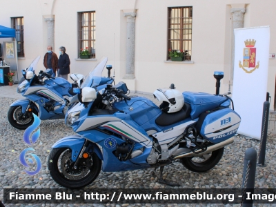 Yamaha FJR 1300 II serie
Polizia di Stato
Polizia Stradale
Allestimento Elevox
POLIZIA G3099
POLIZIA G3100

Fotografata in occasione del 170° della Polizia di Stato della Questura di Lodi
Parole chiave: Yamaha FJR_1300_IIserie POLIZIAG3099 POLIZIAG3100 170esimoPS