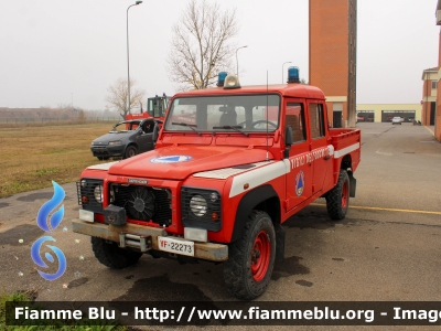 Land-Rover Defender 130
Vigili del Fuoco
Comando Provinciale di Piacenza
Fornitura Regionale Emilia-Romagna
VF 22273

Fotografato in occasione di Santa Barbara 2022
Parole chiave: Land-Rover Defender_130 VF22273 Santa_Barbara_2022