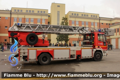 Iveco EuroFire 150E27 I serie
Vigili del Fuoco
Comando Provinciale di Ferrara
AutoScala da 32 metri
Allestimento Iveco-Magirus
Ricondizionata Carrozzeria Fortini nel 2010
VF 20076
In sostituzione a Piacenza

Fotografato in occasione di Santa Barbara 2022
Parole chiave: Iveco EuroFire_150E27_Iserie VF20076 Santa_Barbara_2022