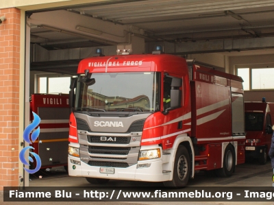 Scania P370 III serie
Vigili del Fuoco
Comando Provinciale di Piacenza
AutoBottePompa allestimento Bai
VF 30684

Fotografato in occasione di Santa Barbara 2022
Parole chiave: Scania P370_IIIserie VF30684 Santa Barbara 2022