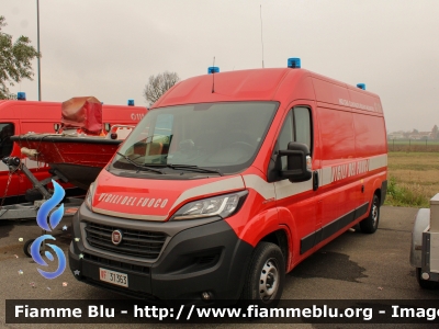 Fiat Ducato X290
Vigili del Fuoco
Comando Provinciale di Piacenza
Mo.CRA Contrasto Rischio Acquatico
VF31363

Fotografato in occasione di Santa Barbara 2022
Parole chiave: Fiat Ducato_X290 VF31363 Santa_Barbara_2022