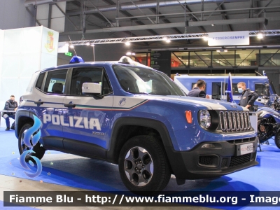 Jeep Renegade
Polizia di Stato
Reparto PrevenzioneCrimine
POLIZIA M3055

Esposta alla Fiera della Sicurezza di Milano 2021
Parole chiave: Jeep Renegade POLIZIAM3055 fiera_della_sicurezza_milano_2021