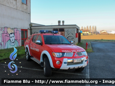 Mitsubishi L200 IV serie
Vigili del Fuoco
Comando Provinciale di Pavia
Distaccamento volontario di Mede (PV)
VF 27407

Fotografato in occasione della festa di Santa Barbara 2022
Parole chiave: Mitsubishi L200_IVserie VF27407 Santa_Barbara_2022