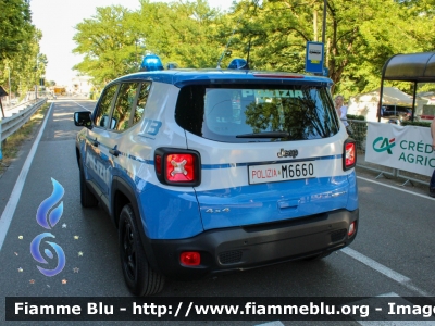 Jeep Renegade restyle
Polizia di Stato
Allestimento NCT
Decorazione grafica Artlantis
POLIZIA M6660

Fotografata in occasione della Vernasca Silver Flag 2022
Parole chiave: Jeep Renegade_restyle POLIZIAM6660