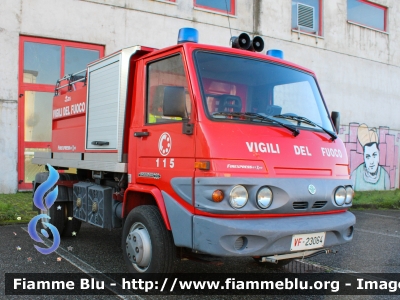 Effedi Gasolone FD35
Vigili del Fuoco
Comando Provinciale di Pavia
Distaccamento Volontario di Mede (PV)
Polisoccorso allestimento Fire-Express
Ricondizionato BAI-Tecnica
VF 23064

Fotografato in occasione di Santa Barbara 2022
Parole chiave: Effedi Gasolone_FD35 VF23064 Santa_Barbara_2022