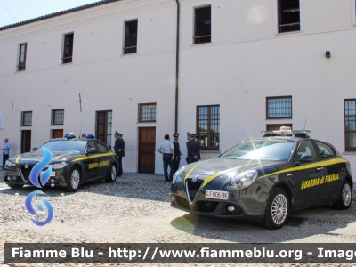 Alfa-Romeo Nuova Giulietta restyle
Guardia di Finanza
Allestita NCT Nuova Carrozzeria Torinese
Decorazione Grafica Artlantis
GdiF 806 BK

Fotografata in occasione del 248° di Fondazione del Corpo del Comando di Lodi
Parole chiave: Alfa-Romeo Nuova_Giulietta_restyle GdiF806BK