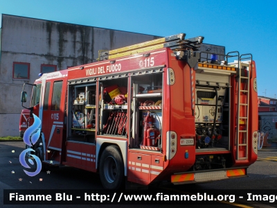 Iveco Stralis AF190S40I serie
Vigili del Fuoco
Comando Provinciale di Pavia
Distaccamento di Mede (PV)
AutoPompaSerbatoio allestimento Iveco Magirus
Ricondionato Fortini
VF 23301

Fotografata in occasione di Santa Barbara 2022
Parole chiave: Iveco Stralis_AF190S40_Iserie VF23301