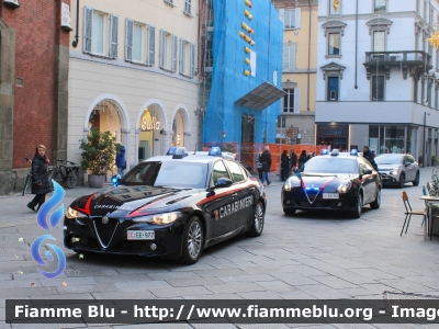 Alfa-Romeo Nuova Giulia
Carabinieri
Nucleo Operativo Radiomobile
Allestimento FCA
CC EE 977
Fotografata assieme a AR Giulietta CC ED 353
Parole chiave: Alfa-Romeo Nuova_Giulia CCEE977 CCED353