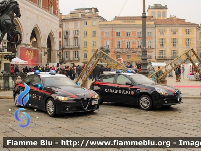 Alfa-Romeo Nuova Giulia
Carabinieri
Nucleo Operativo Radiomobile
Allestimento FCA
CC EE 977
Fotografata assieme a AR Giulietta CC ED 353
Parole chiave: Alfa-Romeo Nuova_Giulia CCEE977 CCED353