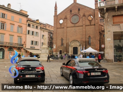 Alfa-Romeo Nuova Giulietta restyle
Carabinieri
Nucleo Operativo Radiomobile
Allestimento NCT Nuova Carrozzeria Torinese
Decorazione Grafica Artlantis
CC ED 353
Fotografata assieme a AR Giulia CC EE 977
Parole chiave: Alfa-Romeo Nuova_Giulietta_restyle CCED353 CCEE977