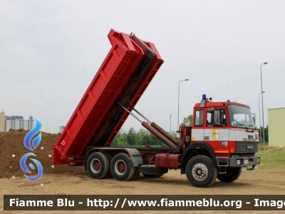 Iveco 330-26
Vigili del Fuoco
Comando Provinciale di Cremona
Nucleo GOS
Allestito Baribbi
VF 17294
Parole chiave: Iveco 330-26 VF17294