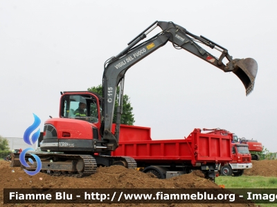 Volvo ECR88 Plus
Vigili del Fuoco
Comando Provinciale di Forli - Cesena
Mini GOS Forli
Parole chiave: Volvo ECR88_Plus