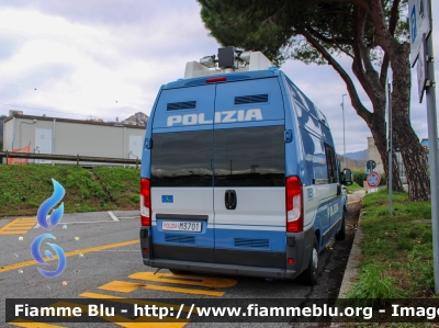 Citroen Jumper IV serie
Polizia di Stato
Polizia Stradale
Ufficio Mobile
POLIZIA M3701
Parole chiave: Citroen Jumper_IVserie POLIZIAM3701