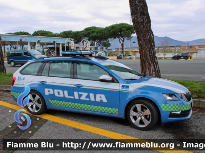 Skoda Octavia Wagon V serie
Polizia di Stato
Polizia Stradale
Allestimento Focaccia
Decorazione Grafica Artlantis
POLIZIA M5299
Parole chiave: Skoda Octavia_Wagon_Vserie POLIZIAM5299