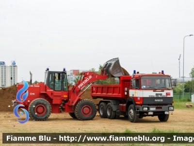 Fiat Hitachi FR130.2
Vigili del Fuoco
Comando Provinciale di Piacenza
Gruppo Operativo Speciale
VF 19140
Parole chiave: Fiat Hitachi_FR130.2 VF19140