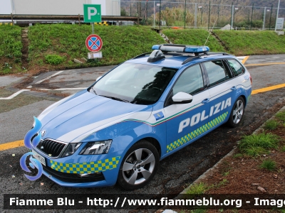 Skoda Octavia Wagon V serie
Polizia di Stato
Polizia Stradale
Allestimento Focaccia
Decorazione Grafica Artlantis
POLIZIA M5299
Parole chiave: Skoda Octavia_Wagon_Vserie POLIZIAM5299