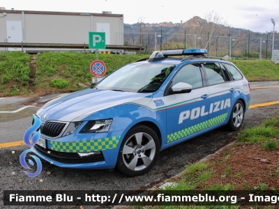 Skoda Octavia Wagon V serie
Polizia di Stato
Polizia Stradale
Allestimento Focaccia
Decorazione Grafica Artlantis
POLIZIA M5299
Parole chiave: Skoda Octavia_Wagon_Vserie POLIZIAM5299