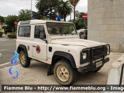 Land Rover Defender 90
Protezione Civile
Comune della Spezia
Parole chiave: Land-Rover Defender_90