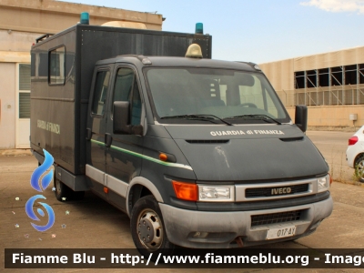 Iveco Daily III serie
Guardia di Finanza
Reparto Operativo Aeronavale
Officina Mobile
Allestimento Elevox
GdiF 017 AY
Parole chiave: Iveco Daily_IIIserie GdiF017AY