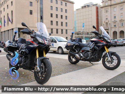 Aprilia Caponord 1200 III serie
Carabinieri
Nucleo Operativo e Radiomobile
CC A4801
CC A4800
Parole chiave: Aprilia Caponord_1200_IIIserie CCA4801 CCA4800