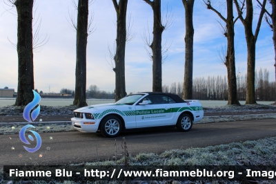 Ford Mustang
Polizia Locale
Comune di Peschiera Borromeo (MI)
Veicolo di rappresentanza
Mezzo proveniente da confisca alla criminalità organizzata
Parole chiave: Ford Mustang