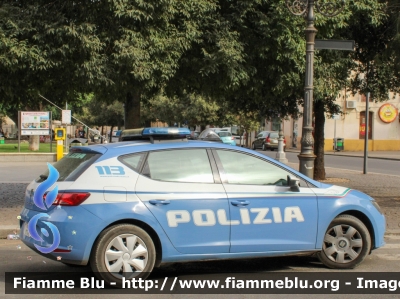 Seat Leon III serie
Polizia di Stato
Squadra Volante
Allestimento NCT Nuova Carrozzeria Torinese
Decorazione Grafica Artlantis
POLIZIA M1748
Parole chiave: Seat Leon_IIIserie POLIZIAM1748