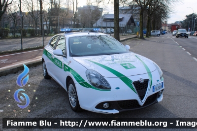 Alfa-Romeo Nuova Giulietta
Polizia Locale 
Comune di Peschiera Borromeo (MI)
Allestita Bertazzoni
Polizia Locale YA 282 AN
Parole chiave: Alfa-Romeo Nuova_Giulietta PoliziaLocaleYA282AN