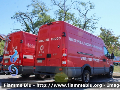 Iveco Daily IV serie restyle
Vigili del Fuoco
Comando Provinciale di Milano
Unità per il soccorso ferroviario
Allestimento Fortini
Disco 357
VF 26518
Parole chiave: Iveco Daily_IVserie_restyle VF26518